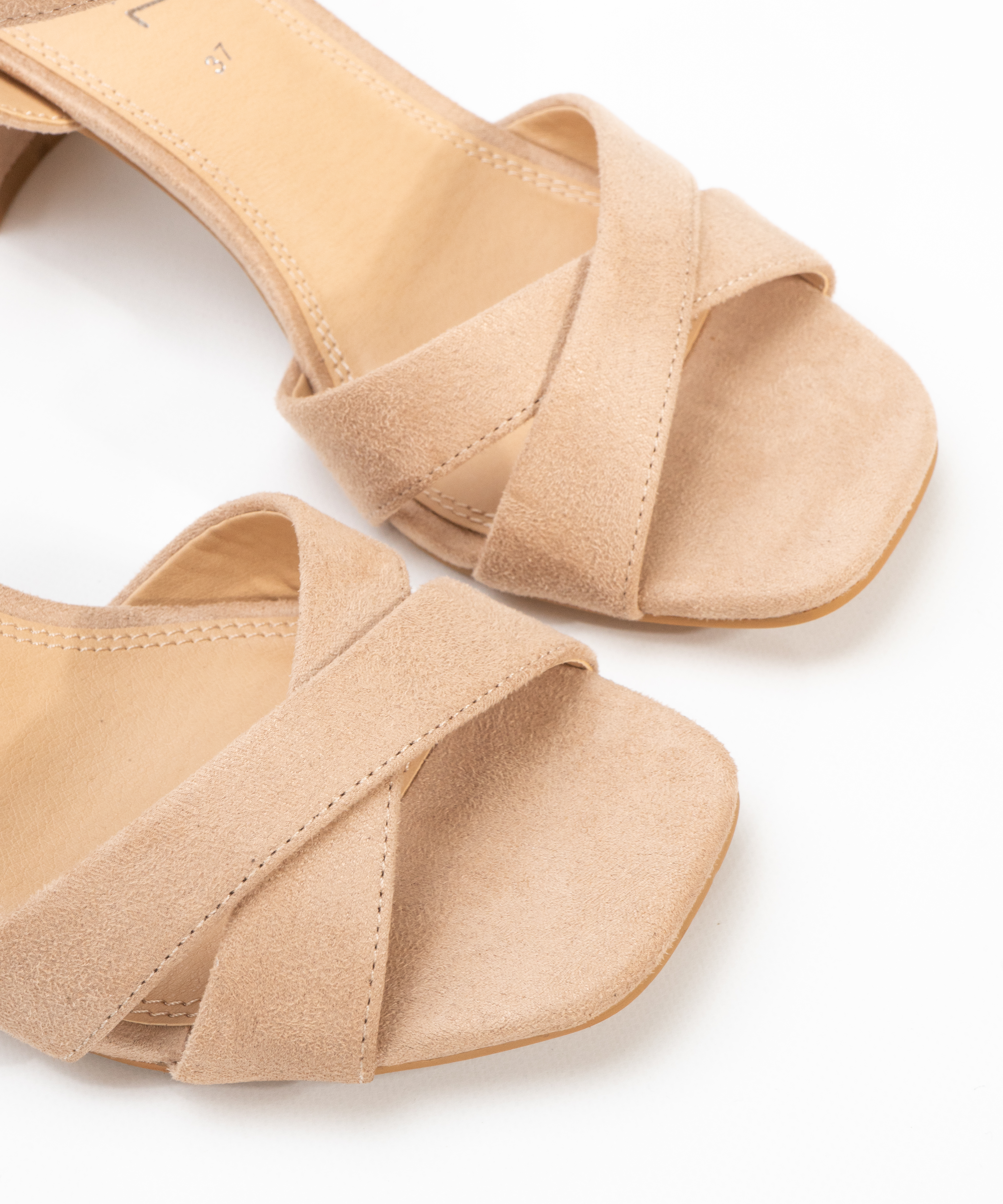 Sandalias tacón medio image number null